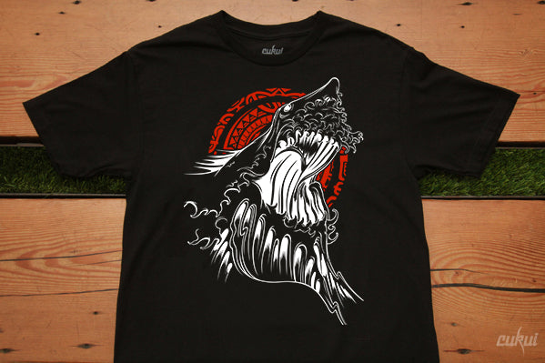 Shark Wave Tee - Black